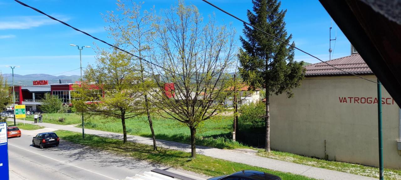 Aura City Visoko Exteriér fotografie